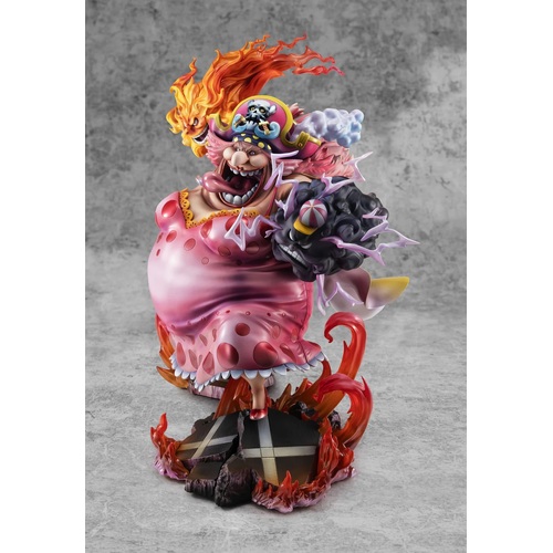 MegaHouse One Piece P.O.P. WA Maximum Great Pirate Big Mom Charlotte Linlin Figure