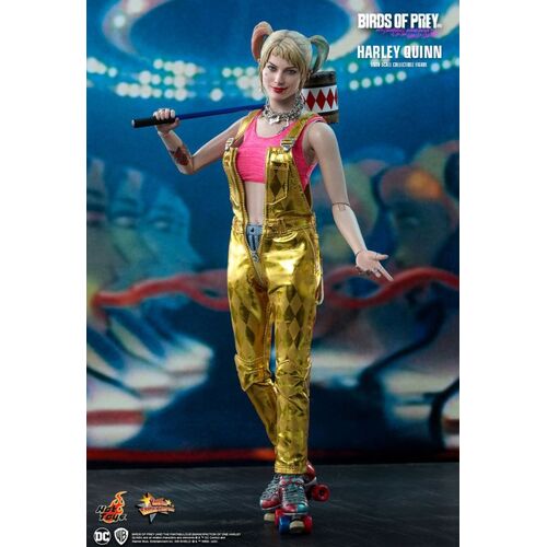 hottoys harley quinn